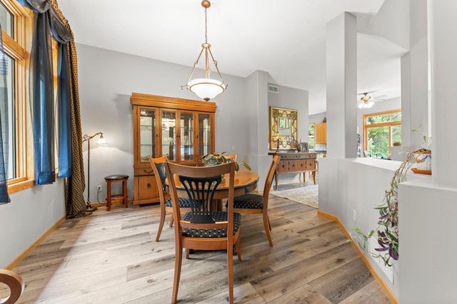 13840 28th Street N, Stillwater, MN 55082