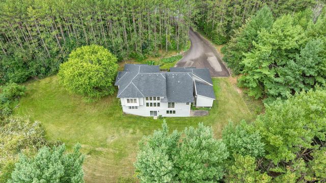 13840 28th Street N, Stillwater, MN 55082