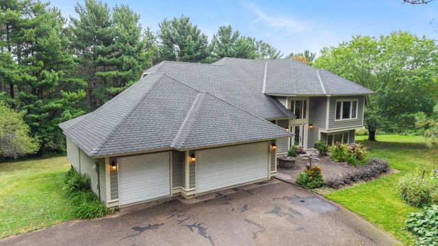 13840 28th Street N, Stillwater, MN 55082
