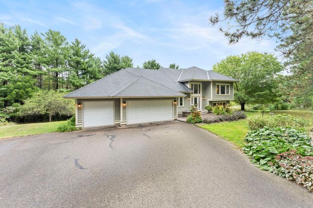 13840 28th Street N, Stillwater, MN 55082