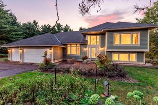 13840 28th Street N, Stillwater, MN 55082