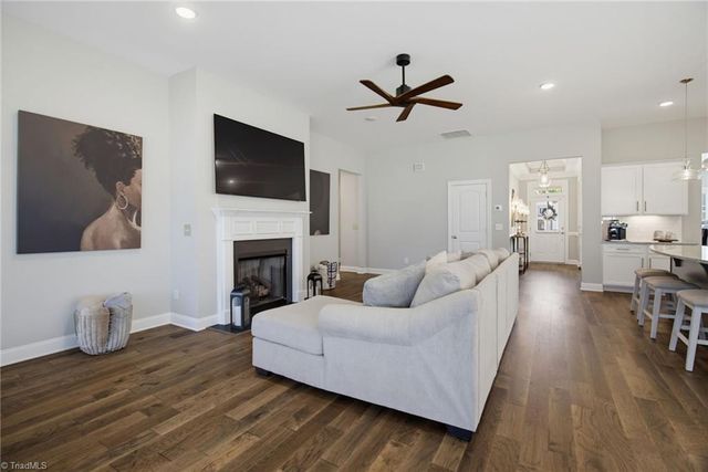 252 Rosewood Drive, Winston-salem, NC 27127