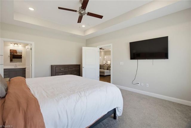 252 Rosewood Drive, Winston-salem, NC 27127