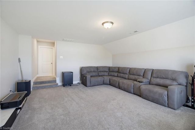 252 Rosewood Drive, Winston-salem, NC 27127