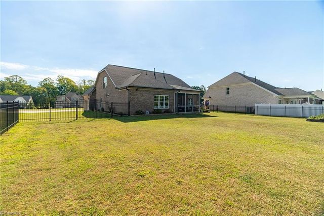 252 Rosewood Drive, Winston-salem, NC 27127
