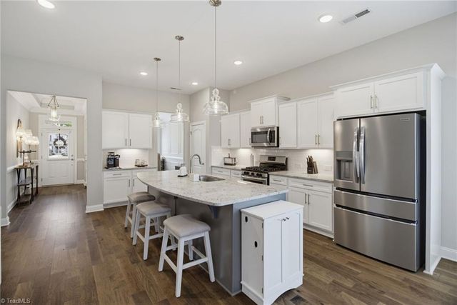 252 Rosewood Drive, Winston-salem, NC 27127