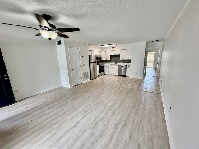 400 Cambridge Circle Unit L3, Murrells Inlet, SC 29576