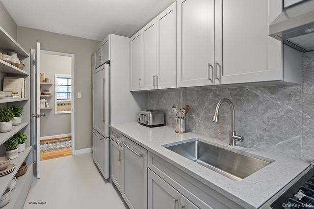 65-30 108 Street 2D, Forest Hills, NY 11375