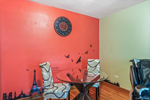 65-30 108 Street 2D, Forest Hills, NY 11375