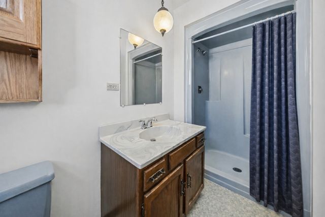 1151 S Edgewood Avenue, Lombard, IL 60148