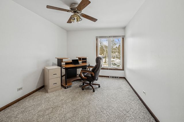 1151 S Edgewood Avenue, Lombard, IL 60148