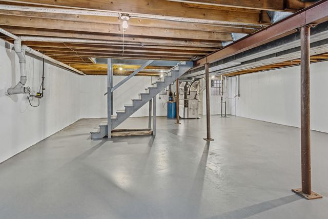 1151 S Edgewood Avenue, Lombard, IL 60148