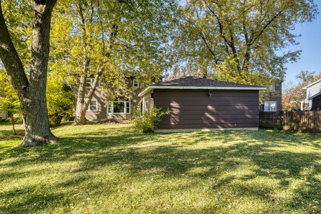 1151 S Edgewood Avenue, Lombard, IL 60148