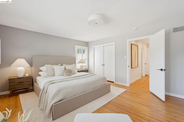 1849 Brentwood Rd, Oakland, CA 94602