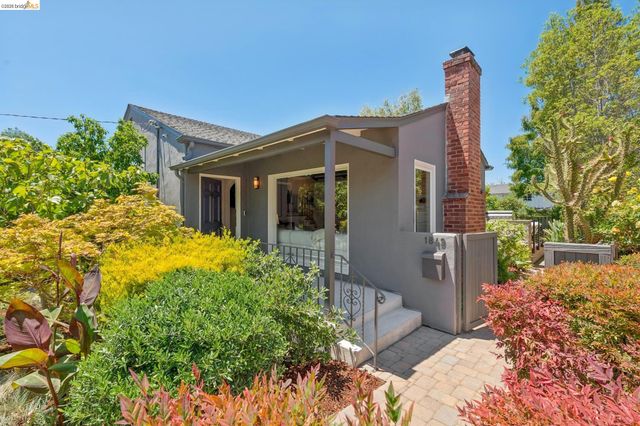 1849 Brentwood Rd, Oakland, CA 94602