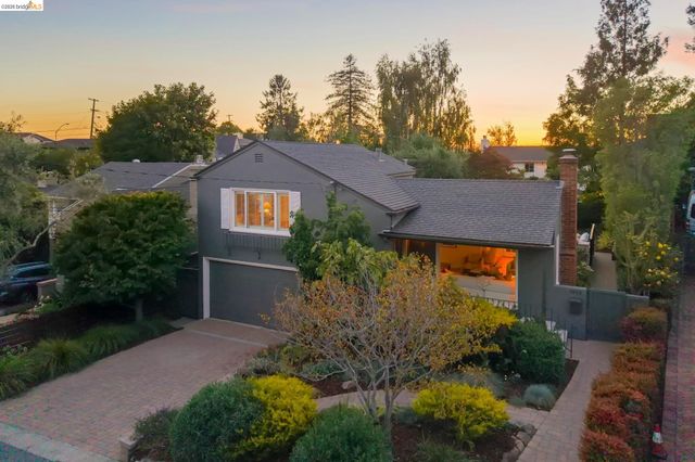 1849 Brentwood Rd, Oakland, CA 94602