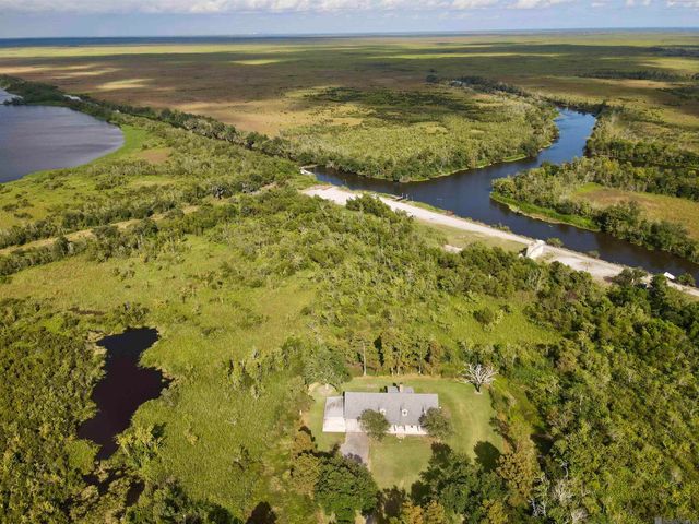 4381 Hwy 306 Highway, Des Allemands, LA 70030