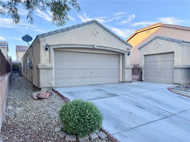 320 Purple Passion Avenue, North Las Vegas, NV 89032