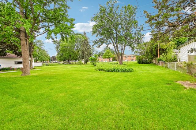 5733 Rose Court, Berkeley, IL 60163