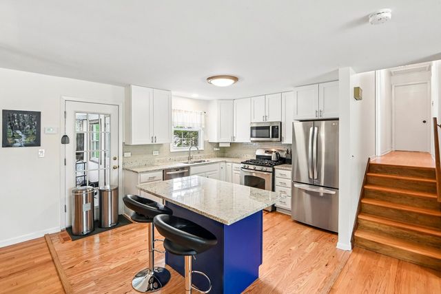 5733 Rose Court, Berkeley, IL 60163