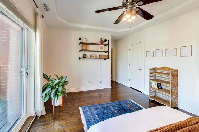 2332 W Belmont Avenue 4, Chicago, IL 60618