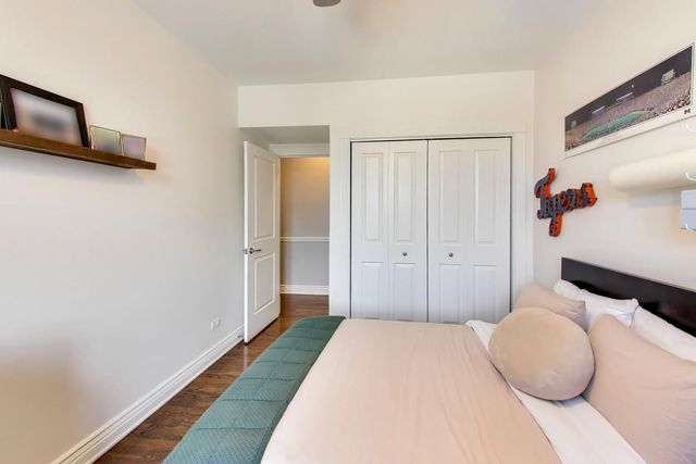 2332 W Belmont Avenue 4, Chicago, IL 60618