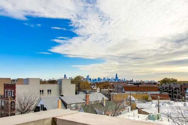 2332 W Belmont Avenue 4, Chicago, IL 60618