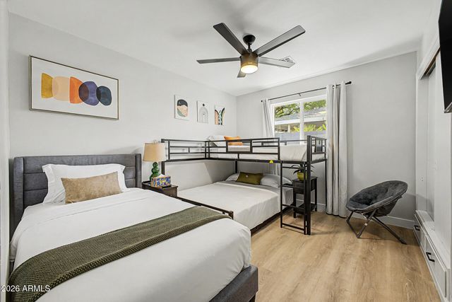 1807 W HIGHLAND Avenue, Phoenix, AZ 85015