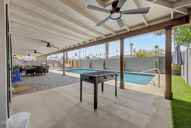 1807 W HIGHLAND Avenue, Phoenix, AZ 85015