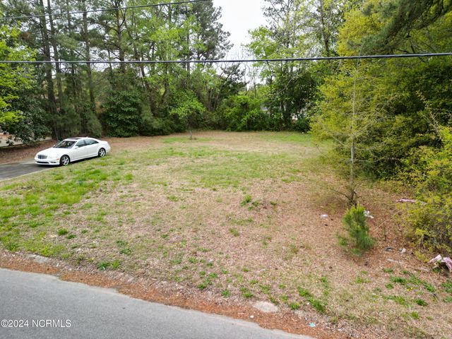 902 Rosanne Drive, Kinston, NC 28504