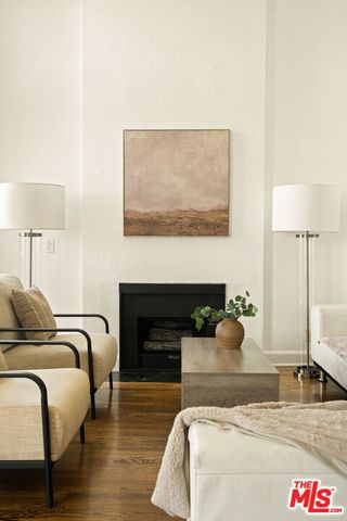 1310 N Detroit Street 401, Los Angeles, CA 90046