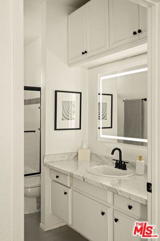 1310 N Detroit Street 401, Los Angeles, CA 90046