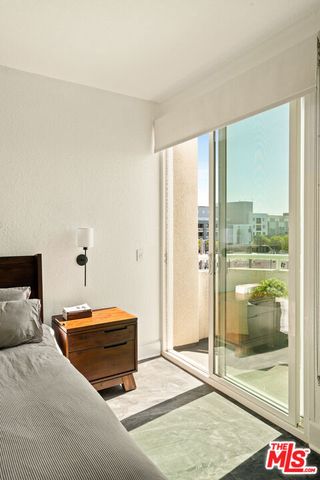 1310 N Detroit Street 401, Los Angeles, CA 90046