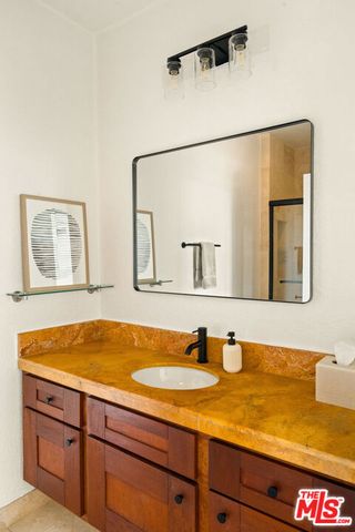 1310 N Detroit Street 401, Los Angeles, CA 90046