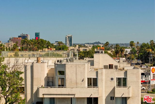 1310 N Detroit Street 401, Los Angeles, CA 90046