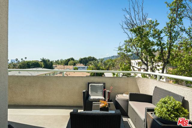 1310 N Detroit Street 401, Los Angeles, CA 90046