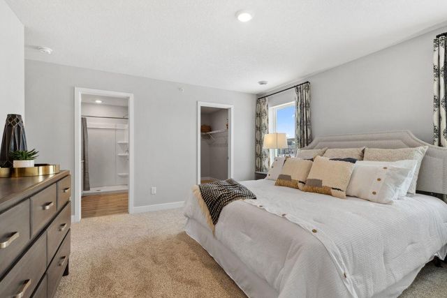 13740 Victoria Meadows Court, Rosemount, MN 55068