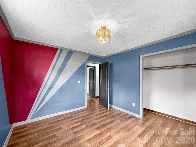 29 Colony Lane, Waynesville, NC 28786