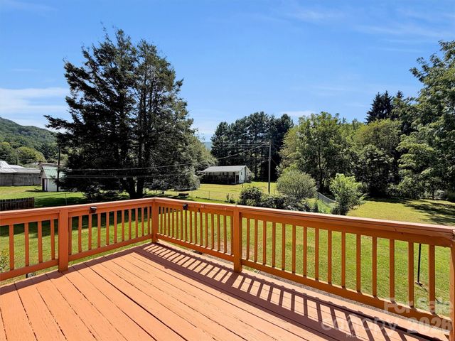 29 Colony Lane, Waynesville, NC 28786