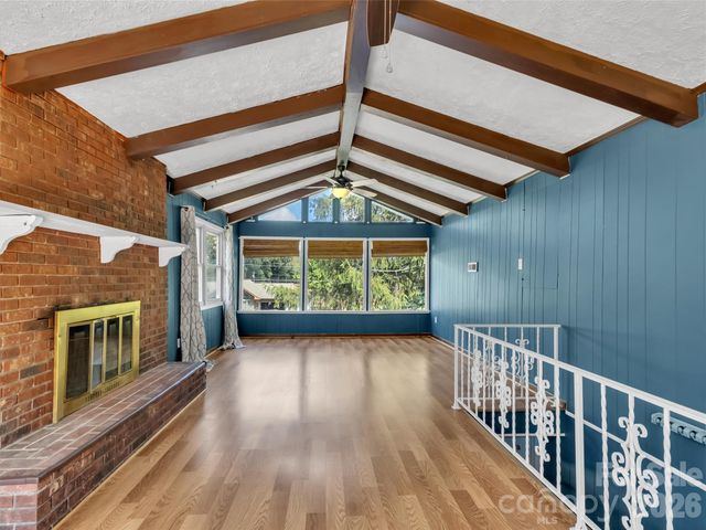 29 Colony Lane, Waynesville, NC 28786