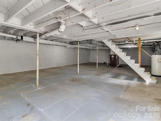 29 Colony Lane, Waynesville, NC 28786