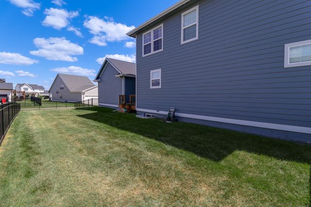 1811 SW Westview Drive, Ankeny, IA 50023