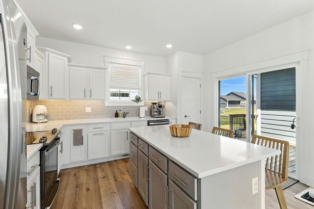 1811 SW Westview Drive, Ankeny, IA 50023