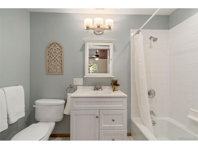 4105 Zenobia St, Denver, CO 80212