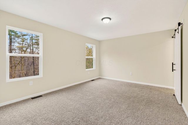 358 Elm Street, New Straitsville, OH 43766