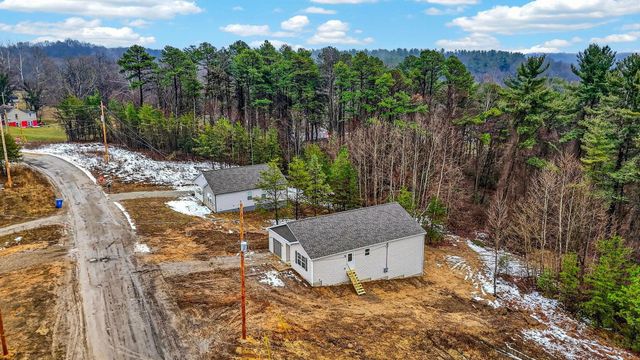 358 Elm Street, New Straitsville, OH 43766