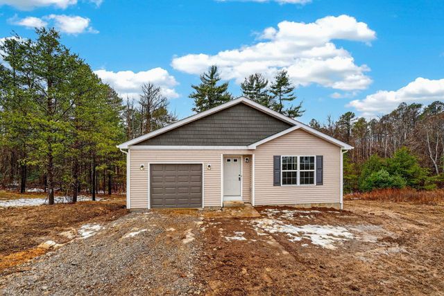 358 Elm Street, New Straitsville, OH 43766