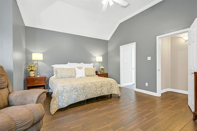 805 Hidden Creek Lane, Friendswood, TX 77546