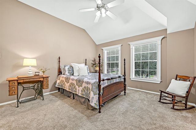 805 Hidden Creek Lane, Friendswood, TX 77546