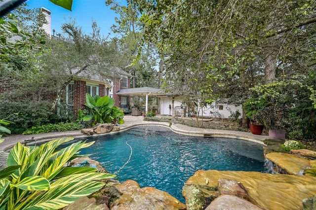 805 Hidden Creek Lane, Friendswood, TX 77546